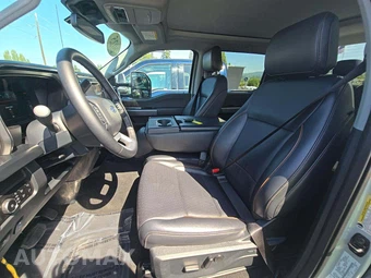 2025 Ford Super Duty F-350 LARIAT Crew Cab Medium Bed - miniatura 6