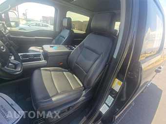2025 Ford Super Duty F-350 LARIAT Crew Cab Medium Bed - miniatura 6