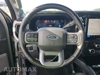 2025 Ford Super Duty F-350 Lariat Crew Cab Medium Bed - miniatura 10