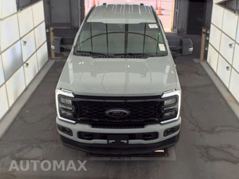 2025 Ford Super Duty F-350 Lariat Crew Cab Medium Bed - miniatura 2