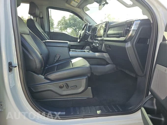 2025 Ford Super Duty F-350 Lariat Crew Cab Medium Bed - miniatura 8