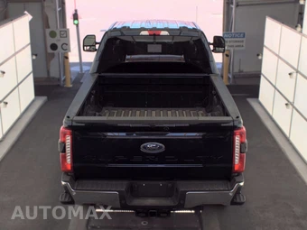 2025 Ford Super Duty F-350 Lariat Crew Cab Medium Bed - miniatura 5