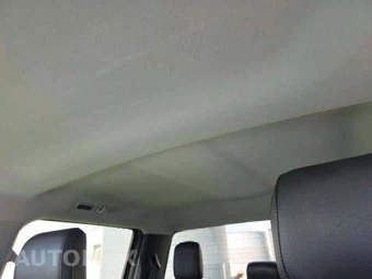 2025 Ford Super Duty F-350 LARIAT Crew Cab Medium Bed - miniatura 12