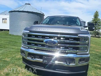 2025 Ford Super Duty F-350 LARIAT Crew Cab Medium Bed - miniatura 2