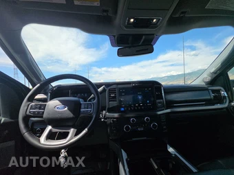 2025 Ford Super Duty F-350 LARIAT Crew Cab Medium Bed - miniatura 11