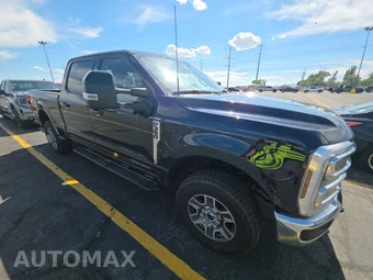 2025 Ford Super Duty F-350 LARIAT Crew Cab Medium Bed - miniatura 3