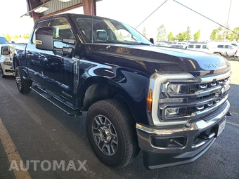 2025 Ford Super Duty F-350 LARIAT Crew Cab Medium Bed - miniatura 3