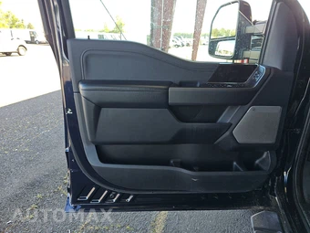 2025 Ford Super Duty F-350 LARIAT Crew Cab Medium Bed - miniatura 9