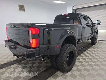 2025 Ford Super Duty F-350 Platinum Crew Cab Long Bed DRW - miniatura 4