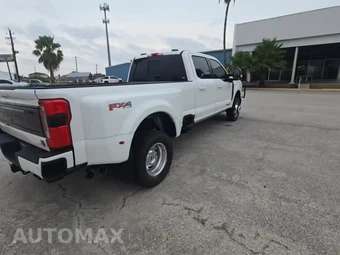 2025 Ford Super Duty F-350 Platinum Crew Cab Long Bed DRW - miniatura 4