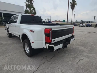 2025 Ford Super Duty F-350 Platinum Crew Cab Long Bed DRW - miniatura 6