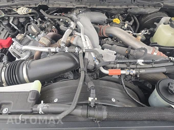 2025 Ford Super Duty F-350 Platinum Crew Cab Medium Bed - miniatura 15