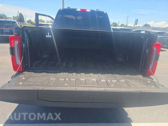 2025 Ford Super Duty F-350 Platinum Crew Cab Medium Bed - miniatura 14