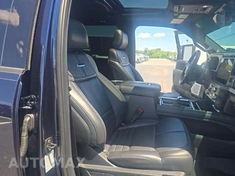 2025 Ford Super Duty F-350 Platinum Crew Cab Medium Bed - miniatura 18