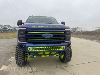 2025 Ford Super Duty F-350 Platinum Crew Cab Medium Bed - miniatura 3