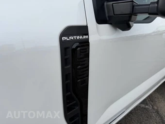 2025 Ford Super Duty F-350 Platinum Crew Cab Medium Bed - miniatura 10