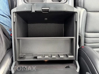 2025 Ford Super Duty F-350 Platinum Crew Cab Medium Bed - miniatura 35