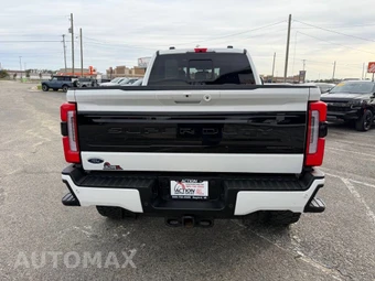 2025 Ford Super Duty F-350 Platinum Crew Cab Medium Bed - miniatura 4