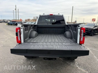 2025 Ford Super Duty F-350 Platinum Crew Cab Medium Bed - miniatura 48