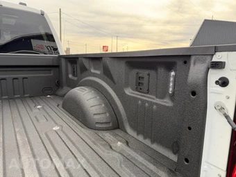 2025 Ford Super Duty F-350 Platinum Crew Cab Medium Bed - miniatura 51