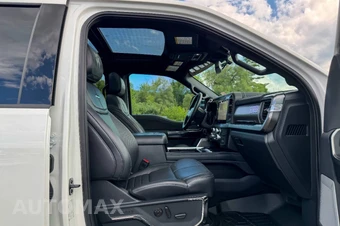 2025 Ford Super Duty F-350 Platinum Crew Cab Medium Bed - miniatura 18