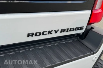2025 Ford Super Duty F-350 Platinum Crew Cab Medium Bed - miniatura 32