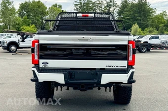 2025 Ford Super Duty F-350 Platinum Crew Cab Medium Bed - miniatura 4