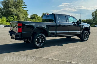 2025 Ford Super Duty F-350 Platinum Crew Cab Medium Bed - miniatura 2