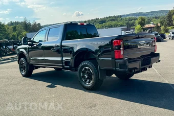 2025 Ford Super Duty F-350 Platinum Crew Cab Medium Bed - miniatura 4