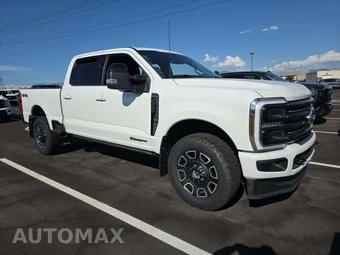 2025 Ford Super Duty F-350 Platinum Crew Cab Medium Bed - miniatura 4