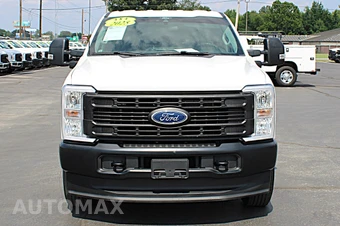 2025 Ford Super Duty F-350 XL Crew Cab Long Bed - miniatura 10