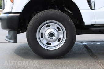 2025 Ford Super Duty F-350 XL Crew Cab Long Bed - miniatura 39