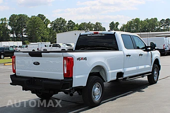 2025 Ford Super Duty F-350 XL Crew Cab Long Bed - miniatura 5