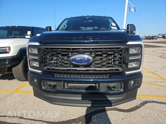 2025 Ford Super Duty F-350 XL Crew Cab Long Bed - miniatura 2
