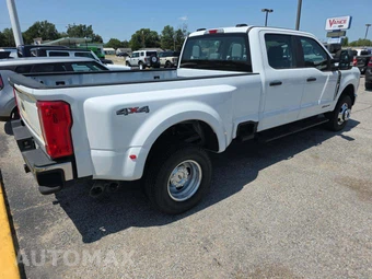 2025 Ford Super Duty F-350 XL Crew Cab Long Bed DRW - miniatura 3