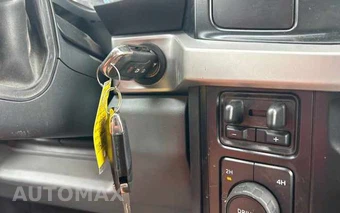 2025 Ford Super Duty F-350 XL Crew Cab Medium Bed - miniatura 16