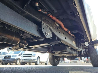 2025 Ford Super Duty F-350 XL Regular Cab Long Bed - miniatura 4