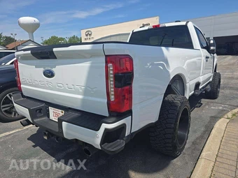 2025 Ford Super Duty F-350 XL Regular Cab Long Bed - miniatura 3