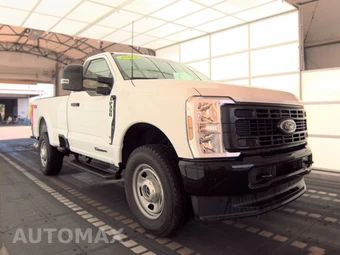 2025 Ford Super Duty F-350 XL Regular Cab Long Bed - miniatura 3