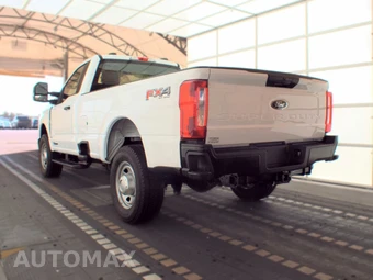 2025 Ford Super Duty F-350 XL Regular Cab Long Bed - miniatura 6