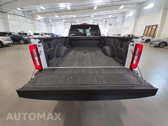 2025 Ford Super Duty F-350 XLT Crew Cab Long Bed - miniatura 11
