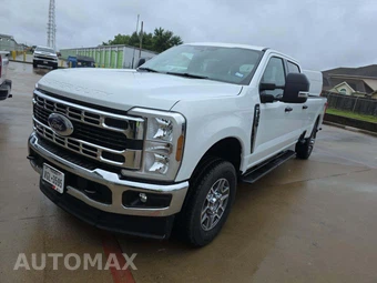 2025 Ford Super Duty F-350 XLT Crew Cab Long Bed