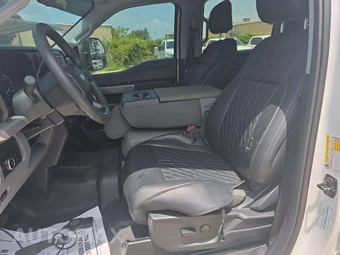 2025 Ford Super Duty F-350 XLT Crew Cab Long Bed - miniatura 3
