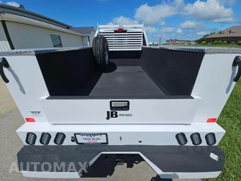 2025 Ford Super Duty F-350 XLT Crew Cab Long Bed - miniatura 14