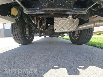 2025 Ford Super Duty F-350 XLT Crew Cab Long Bed - miniatura 15