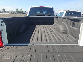 2025 Ford Super Duty F-350 XLT Crew Cab Long Bed - miniatura 16