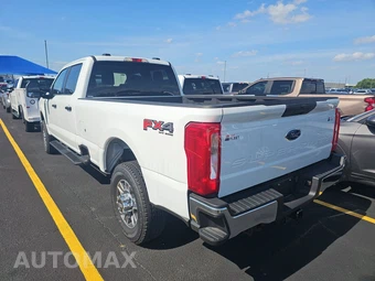 2025 Ford Super Duty F-350 XLT Crew Cab Long Bed - miniatura 6
