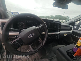 2025 Ford Super Duty F-350 XLT Crew Cab Long Bed - miniatura 11