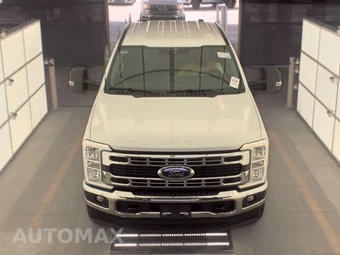 2025 Ford Super Duty F-350 XLT Crew Cab Long Bed - miniatura 2