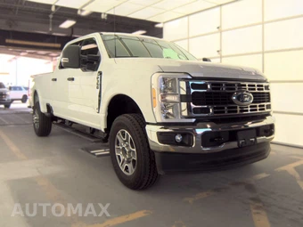 2025 Ford Super Duty F-350 XLT Crew Cab Long Bed - miniatura 3